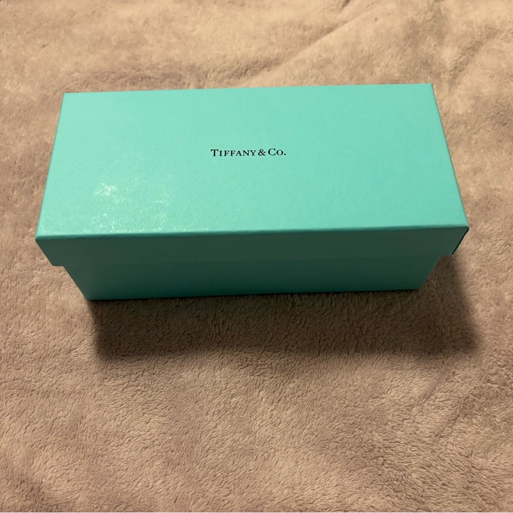 Tiffany & Co. Turquoise Gift Box
